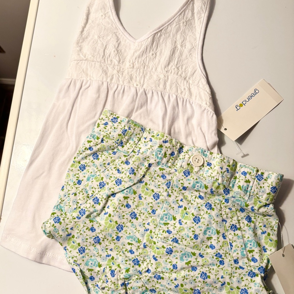 Greendog White Top With Blue And Yellow Floral Shorts 18 Months Fit